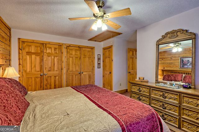 1556 Long Laurel Ridge Drive, Lakemont, GA 30552