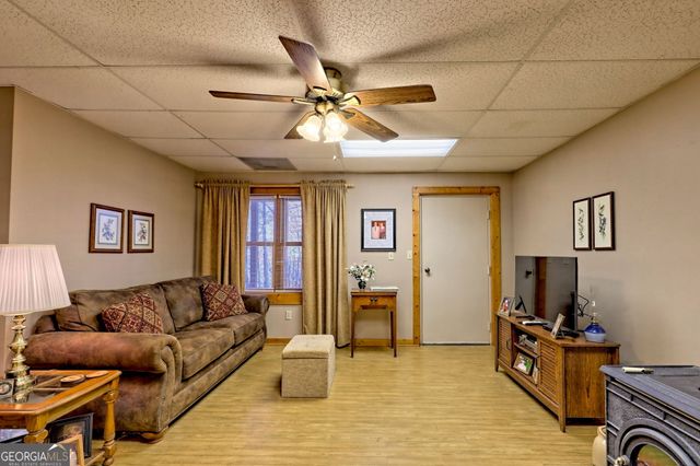 1556 Long Laurel Ridge Drive, Lakemont, GA 30552