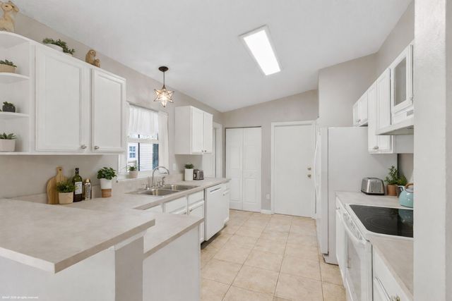 1817 N M Street, Lake Worth Beach, FL 33460