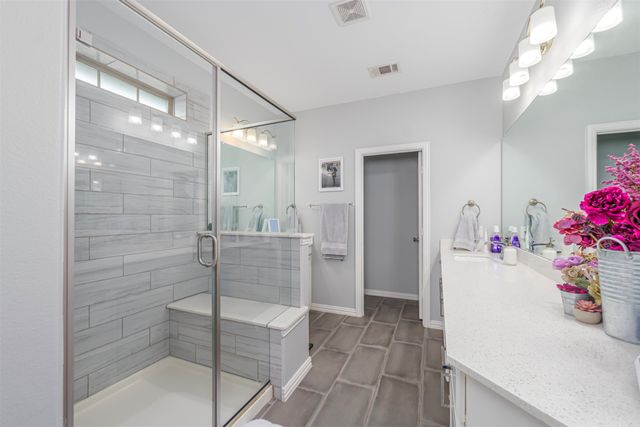 4202 Cascade Sky Drive, Arlington, TX 76005