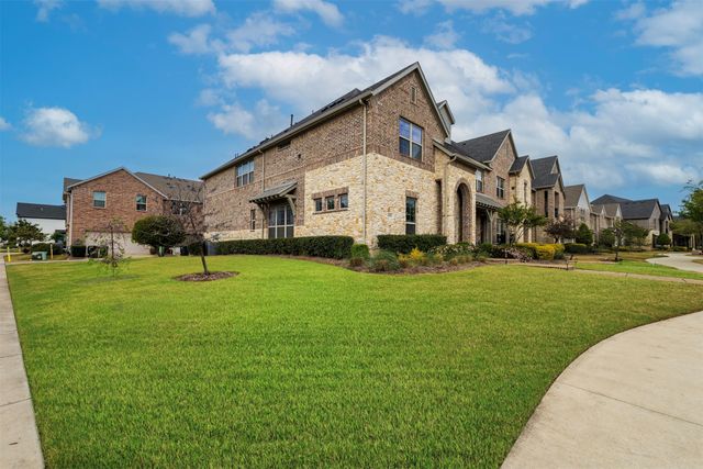 4202 Cascade Sky Drive, Arlington, TX 76005