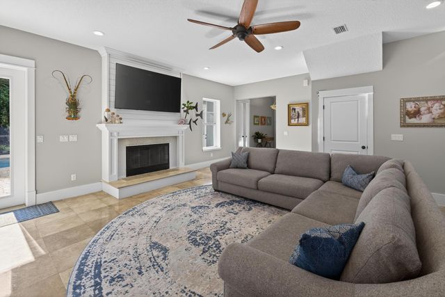 3532 Carolwood Ln, St Augustine, FL 32086