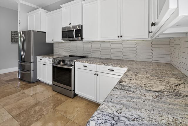 3532 Carolwood Ln, St Augustine, FL 32086
