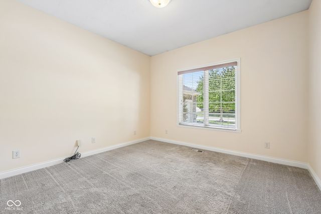 2819 Bloomsbury S, Greenwood, IN 46143