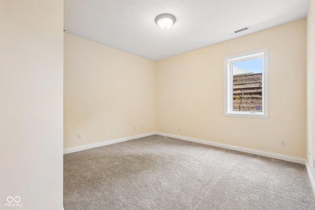 2819 Bloomsbury S, Greenwood, IN 46143