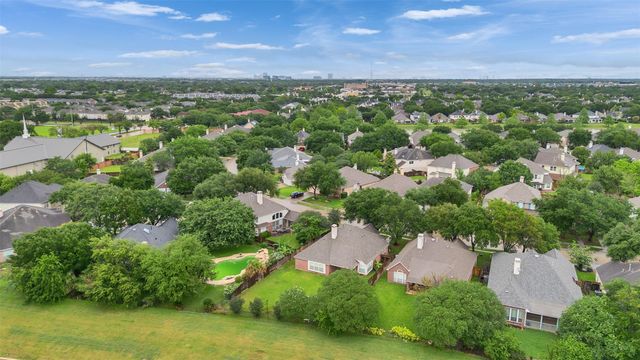 3906 Shadow Cove Drive, Houston, TX 77082