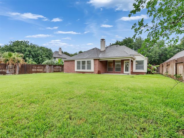 3906 Shadow Cove Drive, Houston, TX 77082