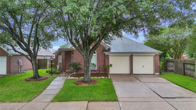 3906 Shadow Cove Drive, Houston, TX 77082