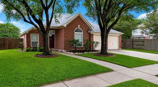 3906 Shadow Cove Drive, Houston, TX 77082