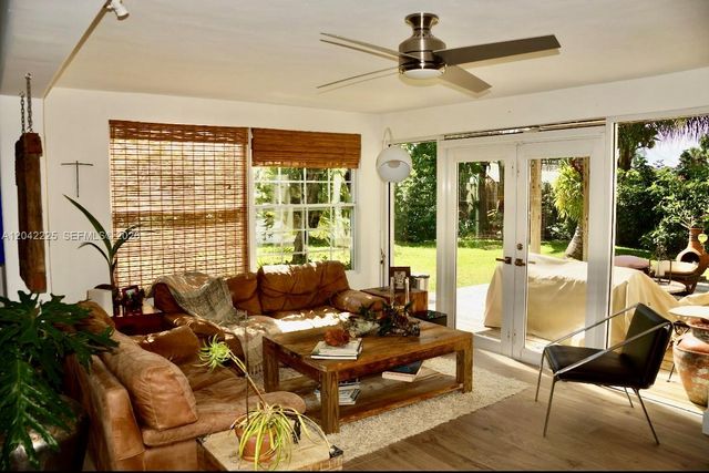1251 SW 11th Ter, Boca Raton, FL 33486