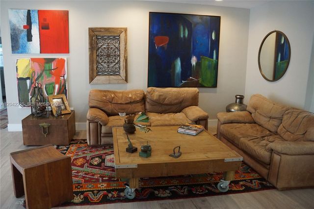 1251 SW 11th Ter, Boca Raton, FL 33486