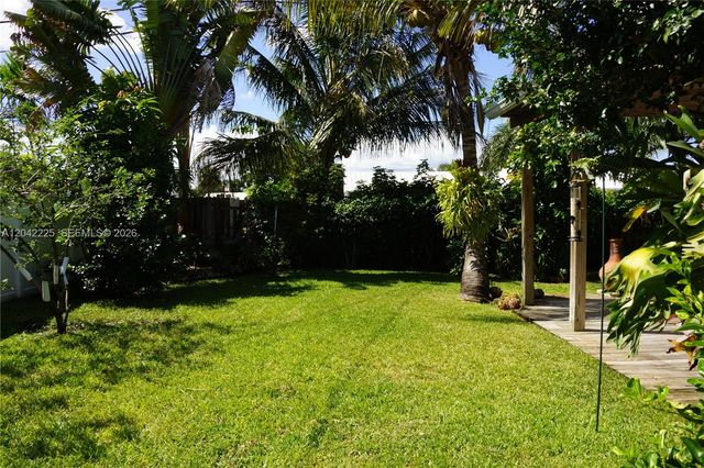 1251 SW 11th Ter, Boca Raton, FL 33486