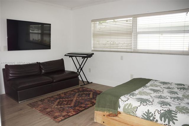 1251 SW 11th Ter, Boca Raton, FL 33486