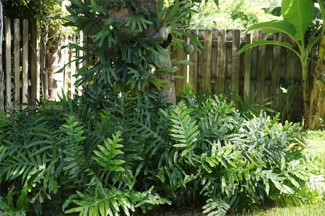 1251 SW 11th Ter, Boca Raton, FL 33486