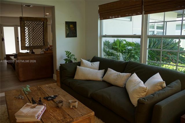 1251 SW 11th Ter, Boca Raton, FL 33486