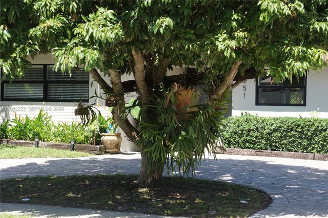 1251 SW 11th Ter, Boca Raton, FL 33486