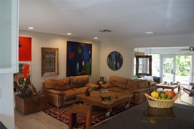 1251 SW 11th Ter, Boca Raton, FL 33486