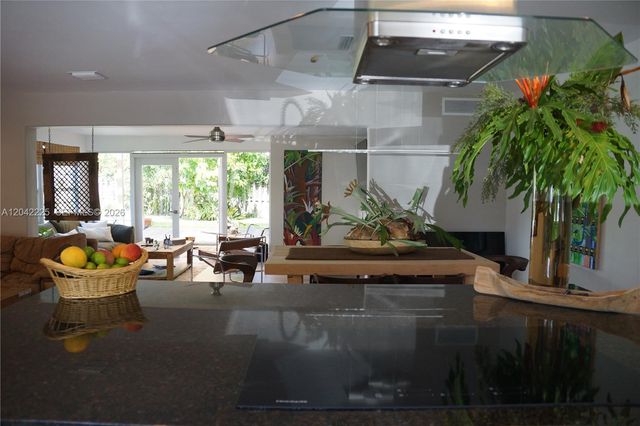 1251 SW 11th Ter, Boca Raton, FL 33486