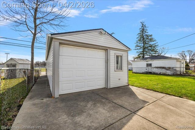 2338 Tyler Avenue, Berkley, MI 48072