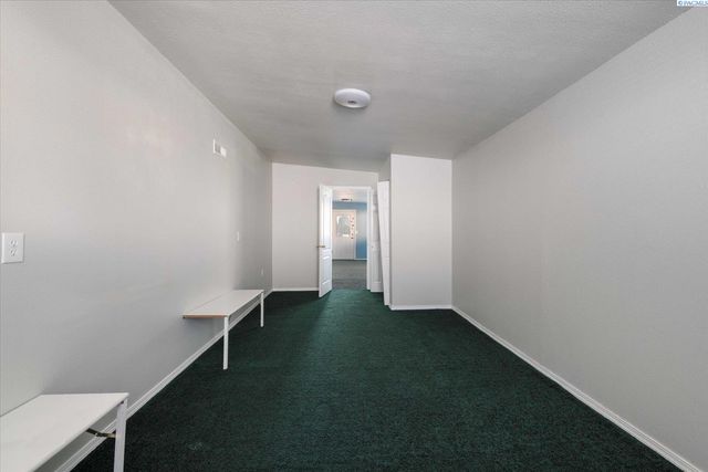 3216 S Auburn St, Kennewick, WA 99337