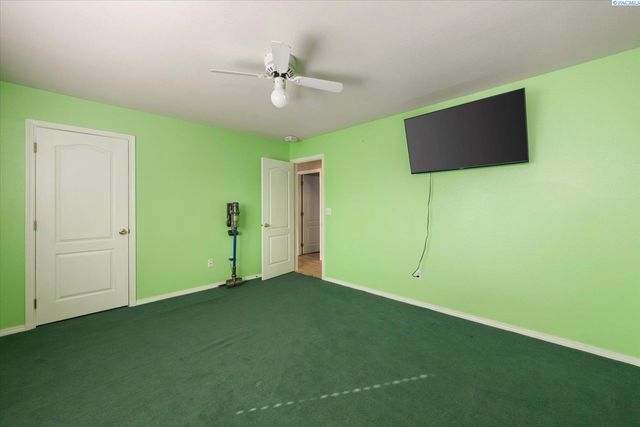 3216 S Auburn St, Kennewick, WA 99337