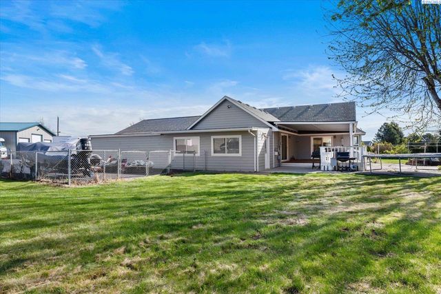 3216 S Auburn St, Kennewick, WA 99337