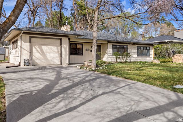 1889 E 4675 S, Holladay, UT 84117