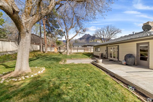 1889 E 4675 S, Holladay, UT 84117
