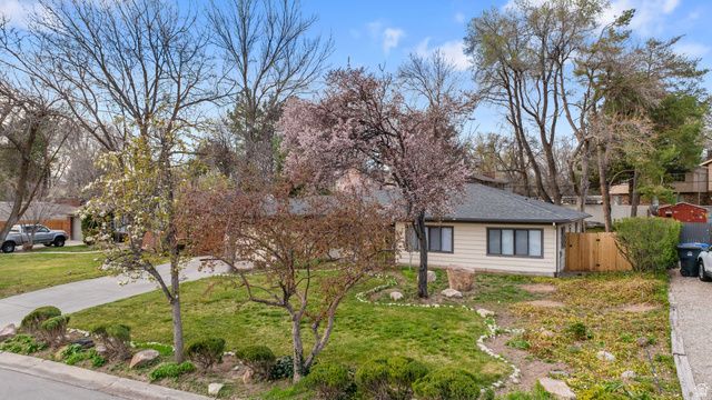 1889 E 4675 S, Holladay, UT 84117