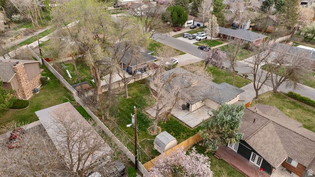 1889 E 4675 S, Holladay, UT 84117