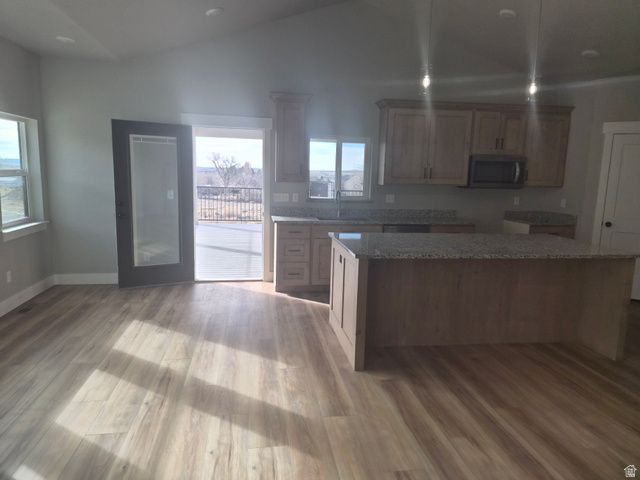 1363 SHELBY LN, Helper, UT 84526