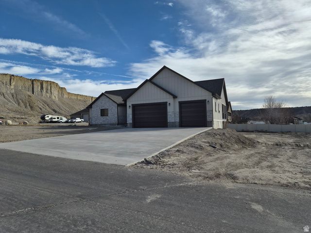 1363 SHELBY LN, Helper, UT 84526