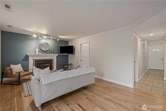 2321 219th Place SW, Brier, WA 98036