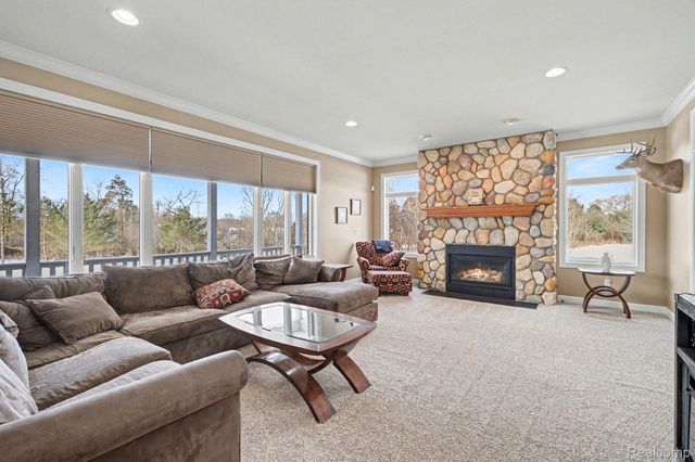 8399 Potter Road, Clayton Charter Township, MI 48433