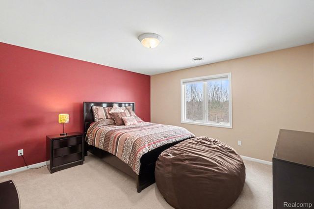 8399 Potter Road, Clayton Charter Township, MI 48433