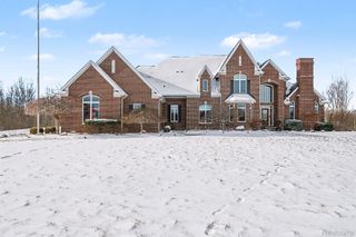 8399 Potter Road, Clayton Charter Township, MI 48433