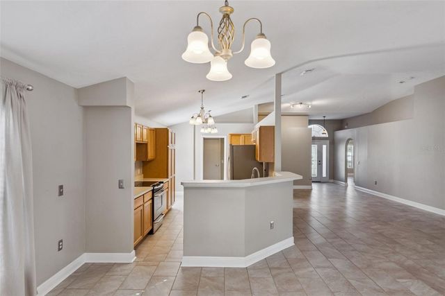 2242 AITKIN LOOP, Leesburg, FL 34748