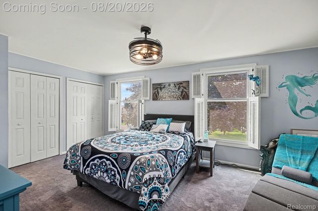 33362 Jefferson Avenue, St. Clair Shores, MI 48082