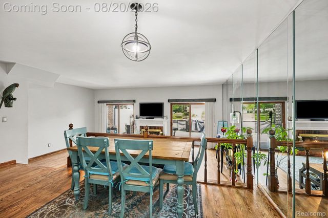 33362 Jefferson Avenue, St. Clair Shores, MI 48082