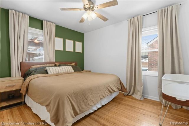 916 Harrison Boulevard, Lincoln Park, MI 48146