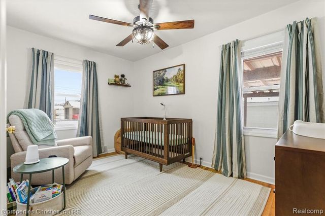 916 Harrison Boulevard, Lincoln Park, MI 48146