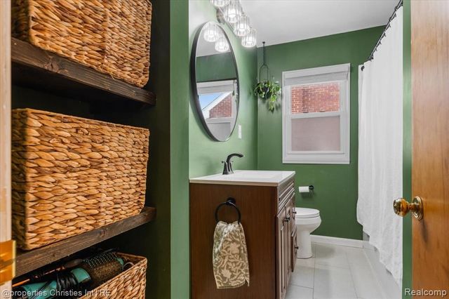 916 Harrison Boulevard, Lincoln Park, MI 48146