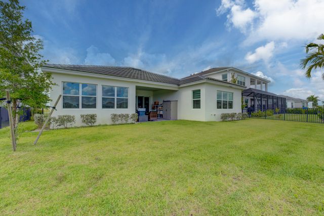 13530 Spruce Pine Drive, The Acreage, FL 33470