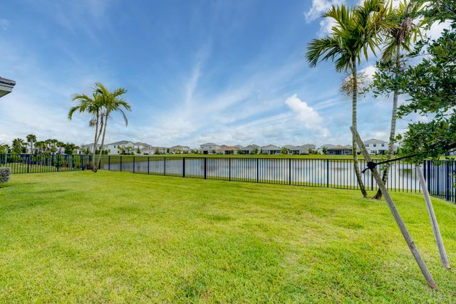 13530 Spruce Pine Drive, The Acreage, FL 33470