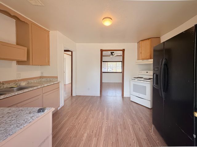 120 N Las Vegas Trail, White Settlement, TX 76108