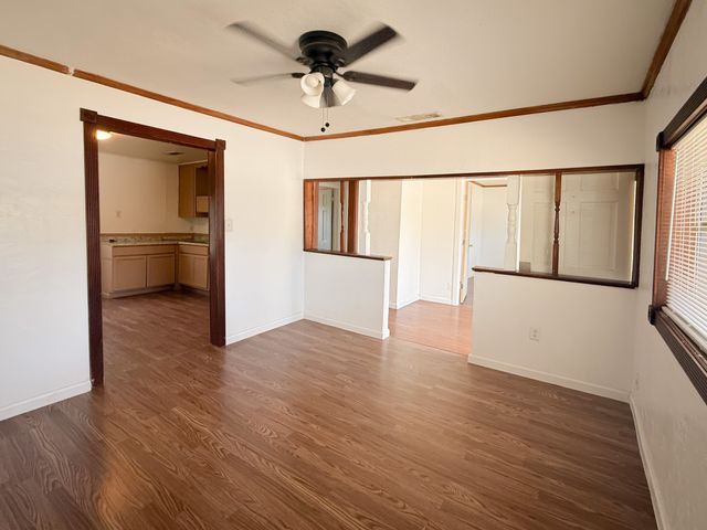 120 N Las Vegas Trail, White Settlement, TX 76108