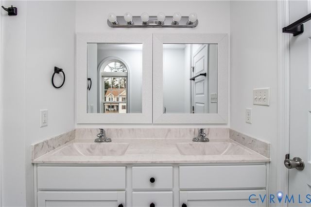 1615 Camerons Landing Blvd, Hopewell, VA 23860