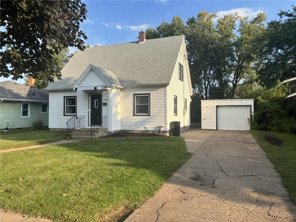 1920 Fenwick Avenue, Eau Claire, WI 54701