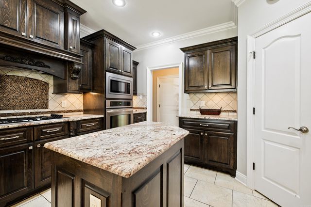 6557 Westminster, Benton, AR 72019