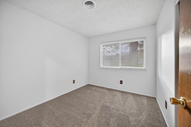 9723 Parktree Way, Elk Grove, CA 95624